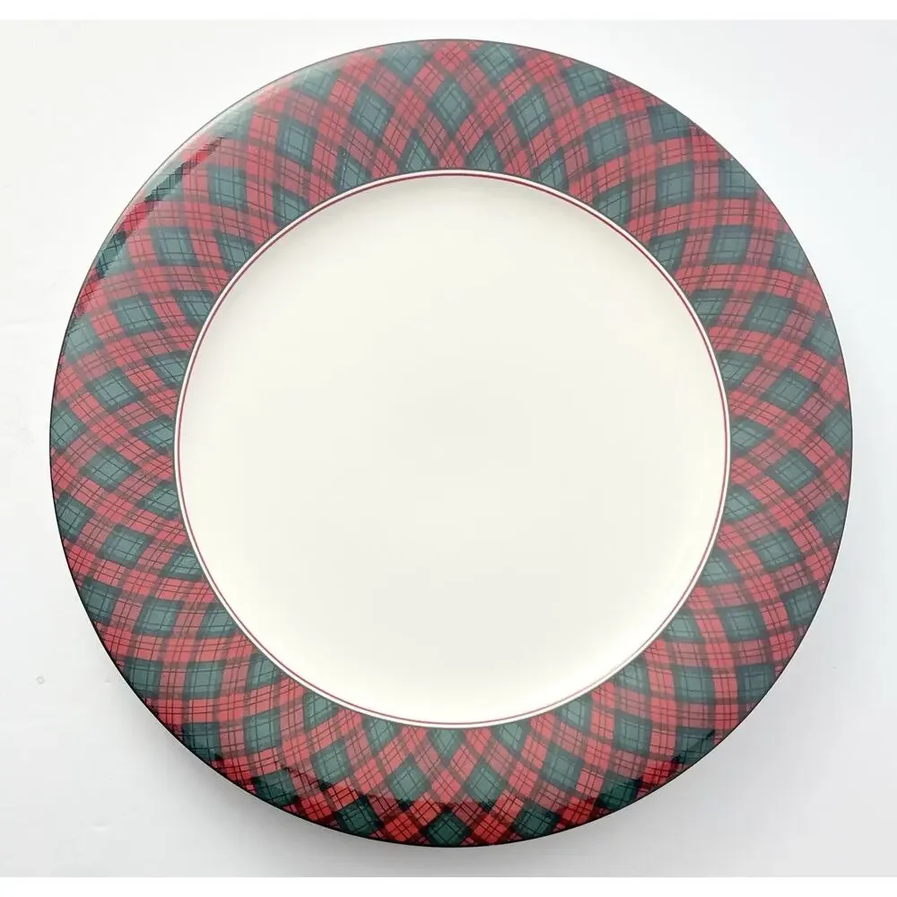 Arita “Tartan Plaid” 13-Piece Ceramic Dinnerware Set